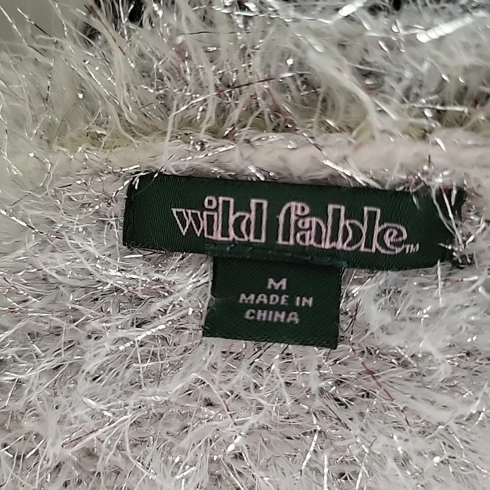 WILD FABLE Women's Fuzzy Metallic Tinsel Sparkly Soft Pullover Holiday M 2018 - Picture 6 of 8